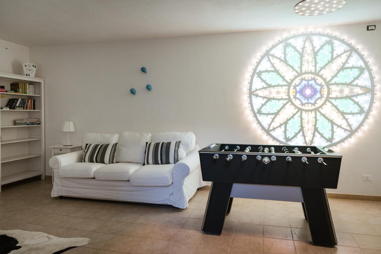 Prestigiosa Villa Con Piscina Condominiale 莫诺波利 外观 照片
