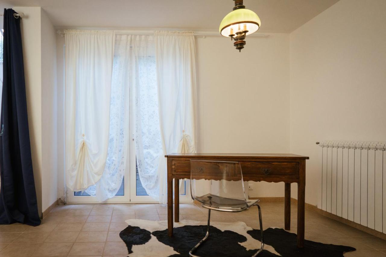 Prestigiosa Villa Con Piscina Condominiale 莫诺波利 外观 照片