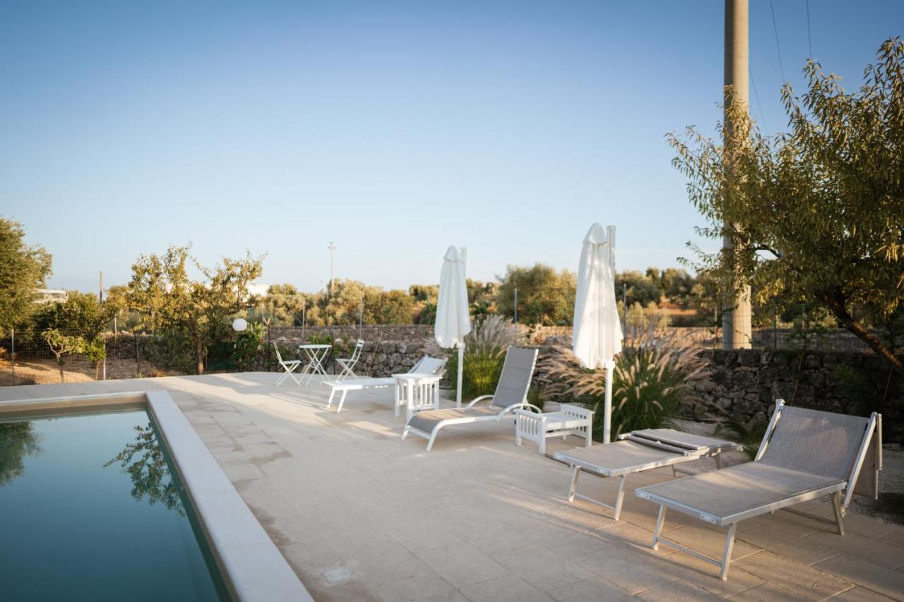 Prestigiosa Villa Con Piscina Condominiale 莫诺波利 外观 照片