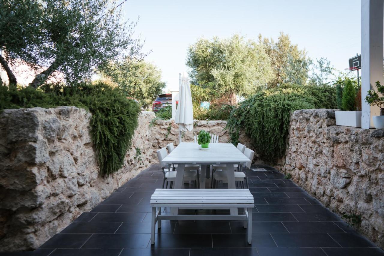 Prestigiosa Villa Con Piscina Condominiale 莫诺波利 外观 照片