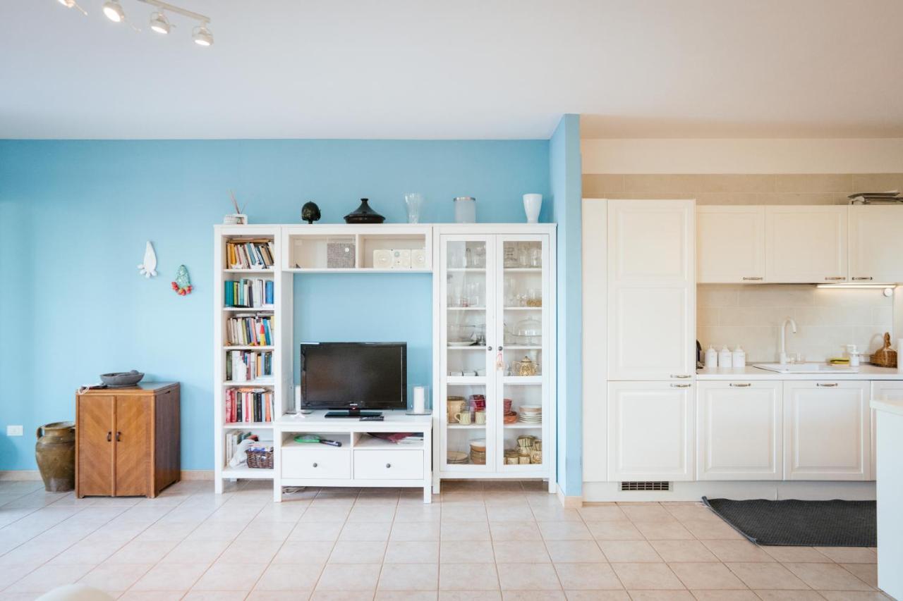 Prestigiosa Villa Con Piscina Condominiale 莫诺波利 外观 照片