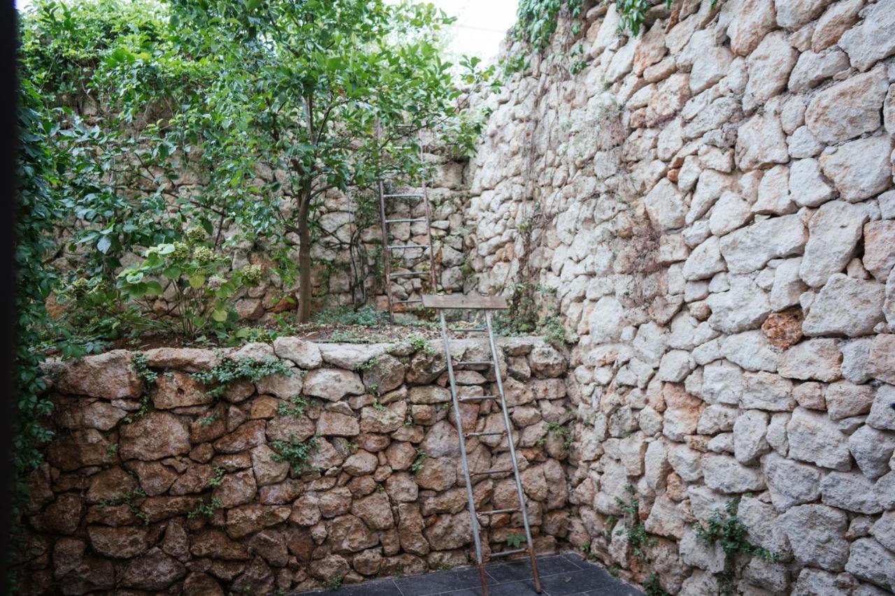 Prestigiosa Villa Con Piscina Condominiale 莫诺波利 外观 照片