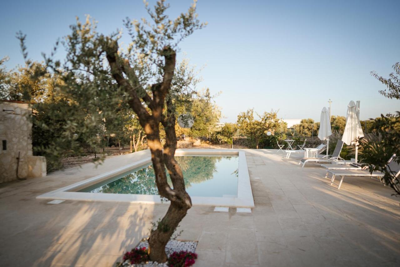 Prestigiosa Villa Con Piscina Condominiale 莫诺波利 外观 照片